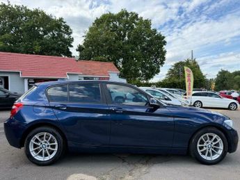 BMW 118 2.0 118d SE Euro 5 (s/s) 5dr