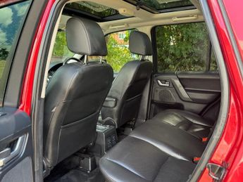 Land Rover Freelander 3.2 i6 HSE SUV 5dr Petrol Auto 4WD Euro 4 (233 ps)