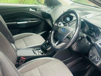 Ford Kuga TITANIUM EDITION