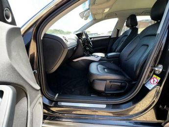 Audi A4 2.0 TDI S Tronic quattro Euro 5 (s/s) 5dr