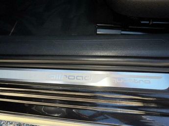 Audi A4 2.0 TDI S Tronic quattro Euro 5 (s/s) 5dr