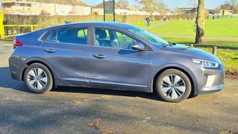 Hyundai Ioniq 1.6 h-GDi 8.9kWh Premium DCT Euro 6 (s/s) 5dr
