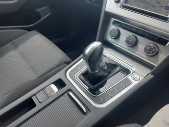 Volkswagen Passat SE BUSINESS TDI BLUEMOTION TECH DSG