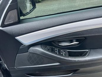 BMW 5 SERIES 520d M SPORT