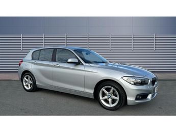 BMW 118 118d SE 5dr [Nav/Servotronic] Diesel Hatchback