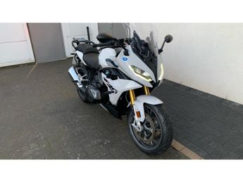 BMW 125 (23MY) BMW R1250 RS SE