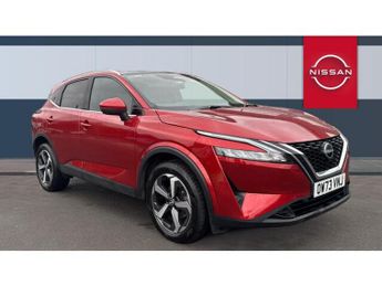 Nissan Qashqai 1.3 DiG-T MH N-Connecta [Glass Roof] 5dr Petrol Hatchback