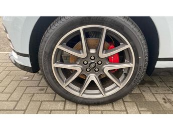 Land Rover Range Rover Velar 2.0 D200 MHEV Dynamic SE 5dr Auto Diesel Estate