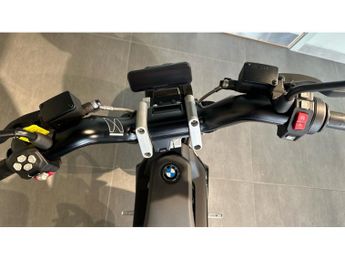 BMW Ce CE02