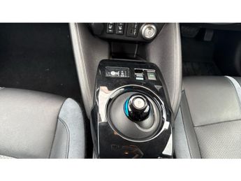 Nissan LEAF 110kW Tekna 39kWh 5dr Auto Electric Hatchback