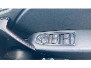 Renault Captur 1.6 E-TECH Hybrid 145 Iconic Edition 5dr Auto Hybrid Hatchback