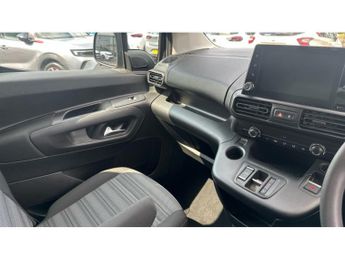 Vauxhall Combo Life 100kW Design 50kWh 5dr Auto Electric Estate