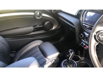 MINI Hatchback 1.5 Cooper Exclusive II 3dr Auto Petrol Hatchback