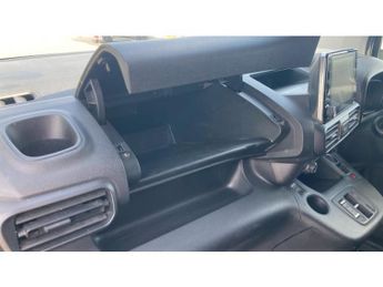 Vauxhall Combo Cargo E-L2 2300 100kW Sportive 50kWh H1 Van Auto