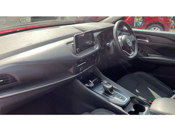 Nissan Qashqai 1.3 DiG-T MH 158 Acenta Premium 5dr Xtronic Petrol Hatchback