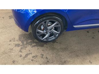 Renault Clio 1.6 E-TECH Hybrid 140 RS Line 5dr Auto Hybrid Hatchback