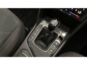 Volkswagen Tiguan 2.0 TDI Elegance 5dr DSG Diesel Estate