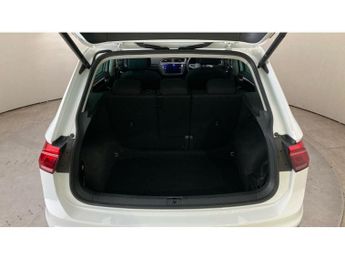 Volkswagen Tiguan 2.0 TDI Elegance 5dr DSG Diesel Estate