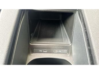 Volkswagen ID.4 210kW Life Pro 77kWh 5dr Auto Electric Estate