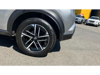 Nissan Juke 1.0 DiG-T N-Connecta 5dr DCT Petrol Hatchback