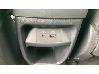 Nissan Juke 1.0 DiG-T N-Connecta 5dr DCT Petrol Hatchback