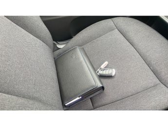 Hyundai INSTER 85kW 02 49kWh 5dr Auto Electric Hatchback