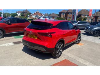 Nissan Qashqai 1.3 DiG-T MH 158 N-Connecta 5dr Xtronic Petrol Hatchback