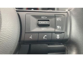 Nissan Qashqai 1.3 DiG-T MH 158 N-Connecta 5dr Xtronic Petrol Hatchback