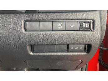 Nissan Qashqai 1.3 DiG-T MH 158 N-Connecta 5dr Xtronic Petrol Hatchback