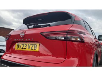 Nissan Qashqai 1.3 DiG-T MH 158 N-Connecta 5dr Xtronic Petrol Hatchback