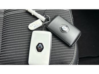 Renault Captur 1.6 E-Tech hybrid 145 Engineered BOSE Edn 5dr Auto Hybrid Hatchb