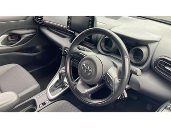 Toyota Yaris 1.5 Hybrid Design 5dr CVT Hybrid Hatchback