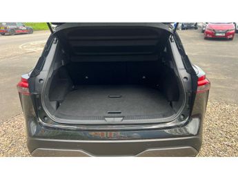 Nissan Qashqai 1.3 DiG-T MH 158 N-Connecta 5dr Xtronic Petrol Hatchback