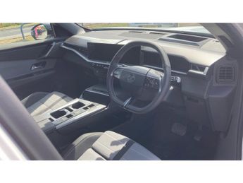 Vauxhall Grandland 157kW Ultimate 73kWh 5dr Auto [Panoramic Roof] Electric Hatchbac