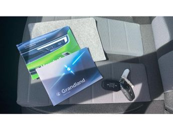 Vauxhall Grandland 157kW Ultimate 73kWh 5dr Auto [Panoramic Roof] Electric Hatchbac