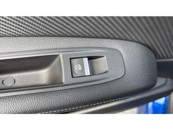 Renault Captur 1.6 E-TECH Hybrid 145 R.S. Line 5dr Auto Hybrid Hatchback