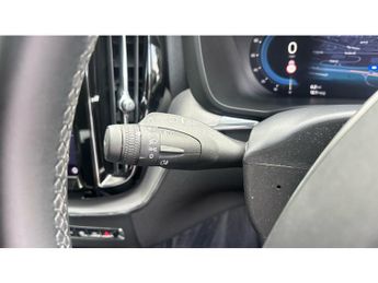 Volvo XC60 2.0 T6 Recharge PHEV R DESIGN 5dr AWD Auto Estate