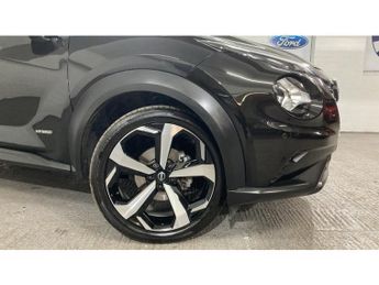 Nissan Juke 1.6 Hybrid Tekna 5dr Auto Hybrid Hatchback