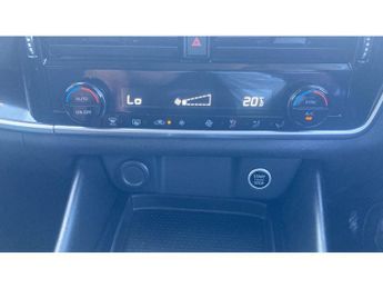 Nissan Qashqai 1.3 DiG-T MH 158 N-Connecta 5dr Xtronic Petrol Hatchback