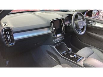 Volvo XC40 2.0 B4P Plus Dark 5dr Auto Petrol Estate