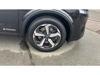 Nissan Qashqai 1.5 E-Power N-Connecta 5dr Auto Hybrid Hatchback