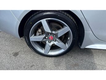 Jaguar XE 2.0 Ingenium R-Sport 4dr Auto Petrol Saloon