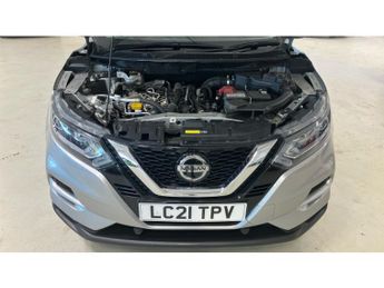 Nissan Qashqai 1.3 DiG-T 160 [157] N-Connecta 5dr DCT Glass Roof Petrol Hatchba