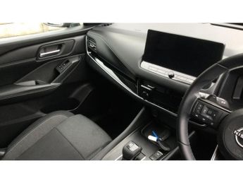 Nissan Qashqai 1.3 DiG-T MH 158 N-Connecta 5dr Xtronic Petrol Hatchback