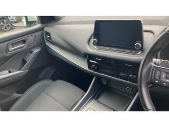 Nissan Qashqai 1.3 DiG-T MH 158 Acenta Premium 5dr Xtronic Petrol Hatchback