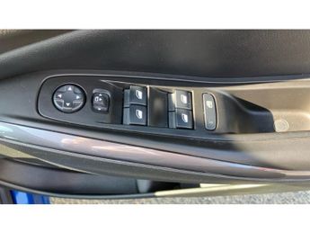 Vauxhall Grandland X 1.2 Turbo SRi Nav 5dr Auto Petrol Hatchback