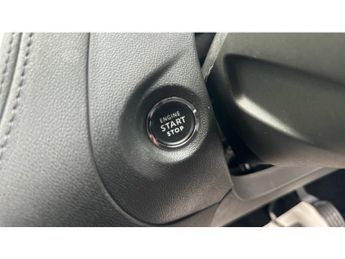 Vauxhall Grandland X 1.6 Hybrid4 300 Elite Nav 5dr Auto Hatchback