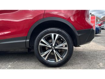Nissan Qashqai 1.3 DiG-T 160 N-Connecta 5dr DCT Petrol Hatchback