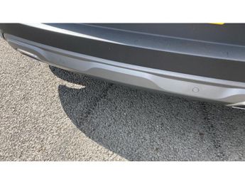 Renault Captur 1.6 E-TECH Hybrid 145 R.S. Line 5dr Auto Hybrid Hatchback