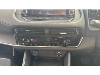 Nissan Qashqai 1.3 DiG-T MH 158 Acenta Premium 5dr Xtronic Petrol Hatchback
